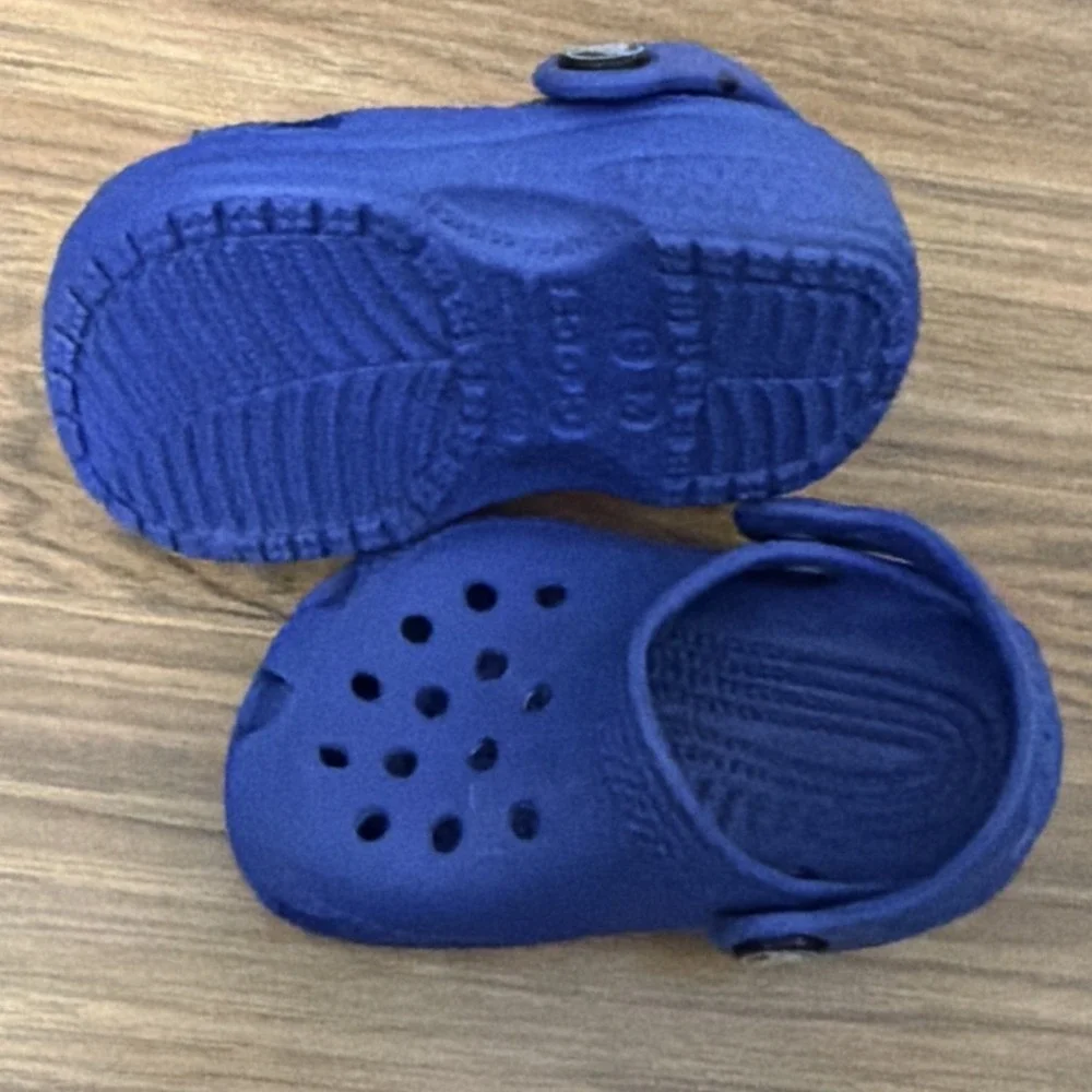 Crocs Baby Boys C3 Dk Blue Slip On Shoes Clogs EUC